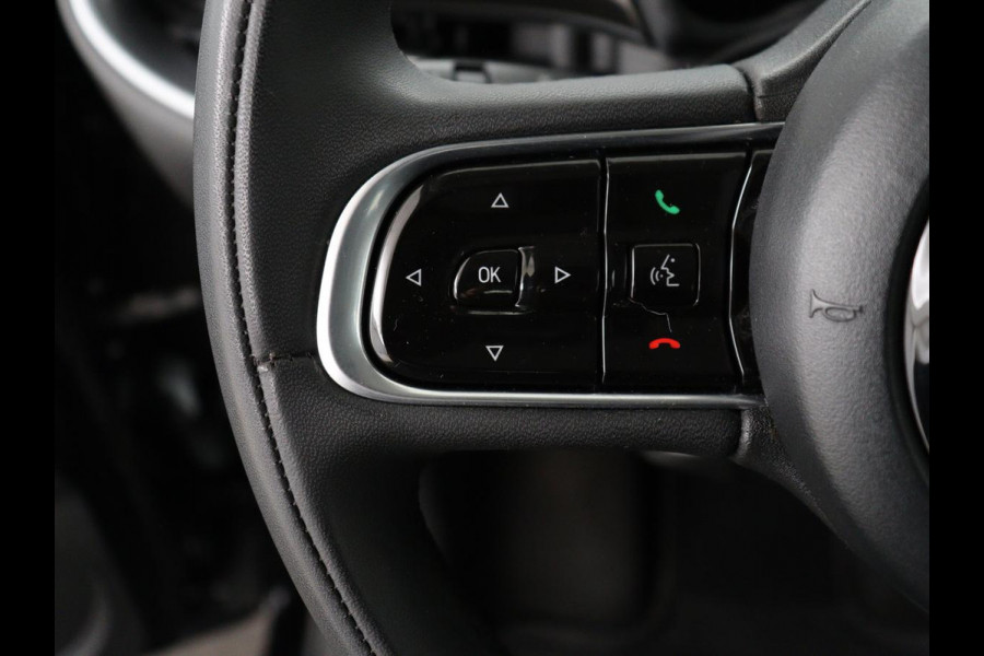 Fiat 500E Icon 42 kWh | 3 Fase | Stoelverwarming | Camera | Carplay | Navigatie | Full LED | Climate control | Cruise control | Bluetooth