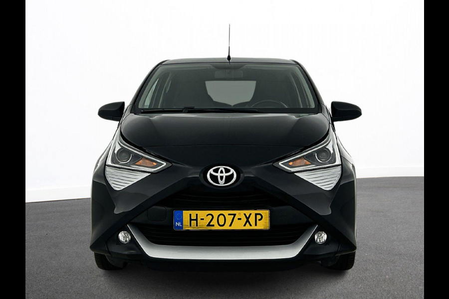 Toyota Aygo 1.0 VVT-i x-joy Automaat | Climate Control |  Apple Carplay/Android Auto | Navigatie | Camera achter | Cruise Control | 15"LM Velgen