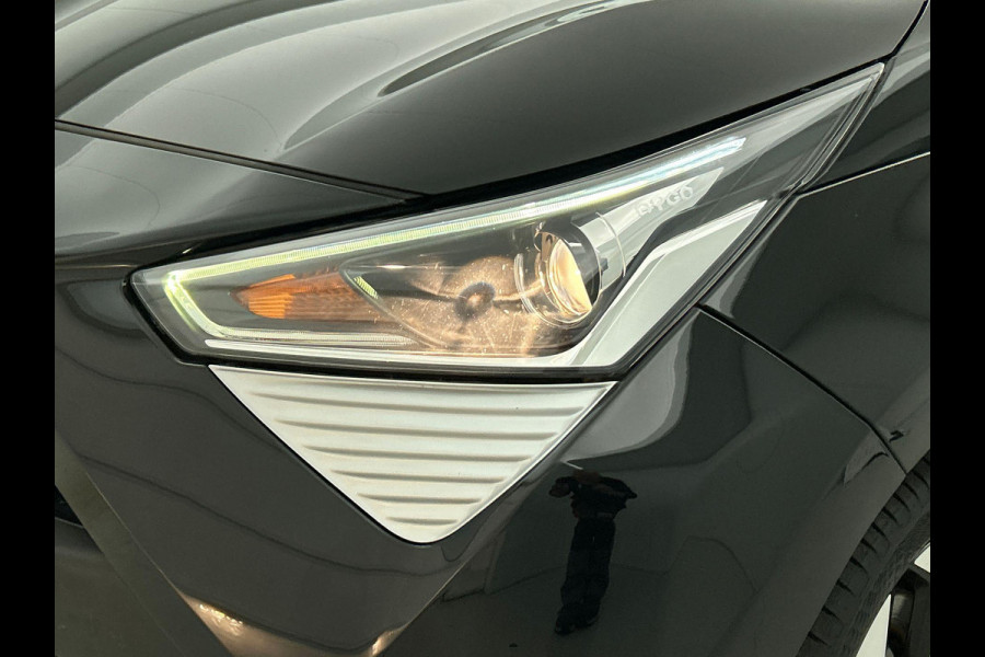 Toyota Aygo 1.0 VVT-i x-joy Automaat | Climate Control |  Apple Carplay/Android Auto | Navigatie | Camera achter | Cruise Control | 15"LM Velgen