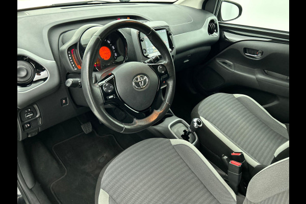 Toyota Aygo 1.0 VVT-i x-joy Automaat | Climate Control |  Apple Carplay/Android Auto | Navigatie | Camera achter | Cruise Control | 15"LM Velgen