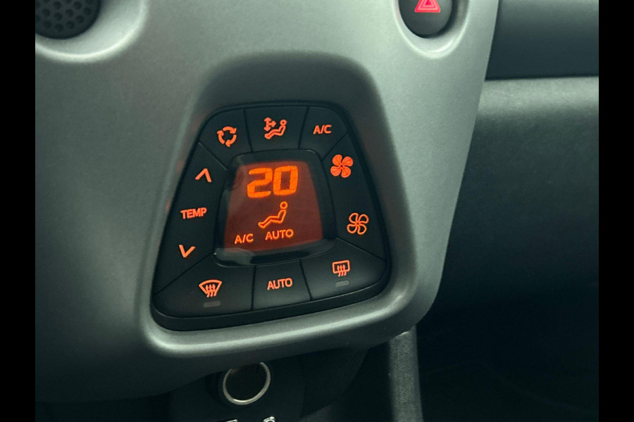 Toyota Aygo 1.0 VVT-i x-joy Automaat | Climate Control |  Apple Carplay/Android Auto | Navigatie | Camera achter | Cruise Control | 15"LM Velgen
