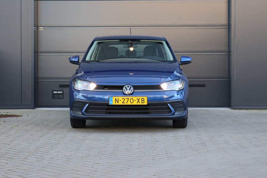 Volkswagen Polo 1.0 TSI Life | NAP! | DIGITAL | PDC VOOR & ACHTER | CARPLAY |