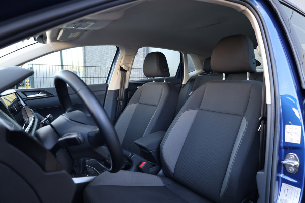 Volkswagen Polo 1.0 TSI Life | NAP! | DIGITAL | PDC VOOR & ACHTER | CARPLAY |