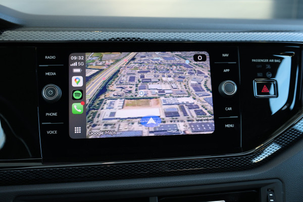 Volkswagen Polo 1.0 TSI Life | NAP! | DIGITAL | PDC VOOR & ACHTER | CARPLAY |