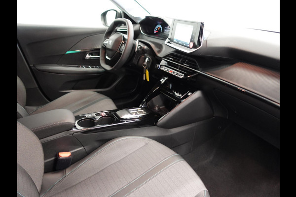 Peugeot 208 1.2 PureTech 100pk Automaat Allure Pack | Navigatie | Apple Carplay/Android Auto | Camera | Parkeersensor achter | Cruise Control | Virtual Cockpit | Climate Control | Getinte ramen