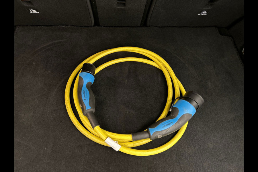 Mercedes-Benz EQA 250 Business Solution AMG | Pano/Dak | Adaptieve/Cruise | Rondomzicht/Camera | LED | Origineel NL