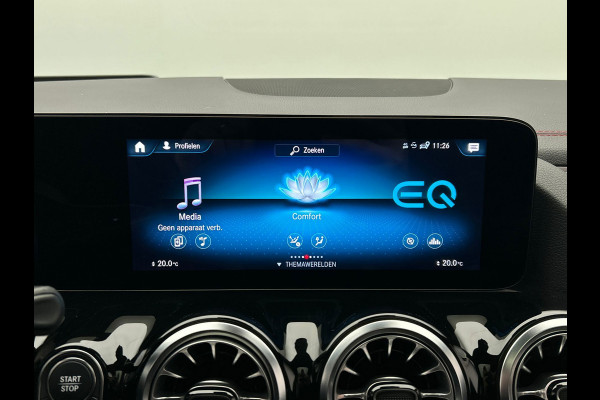 Mercedes-Benz EQA 250 Business Solution AMG | Pano/Dak | Adaptieve/Cruise | Rondomzicht/Camera | LED | Origineel NL