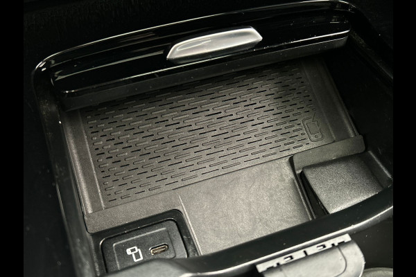 Mercedes-Benz EQA 250 Business Solution AMG | Pano/Dak | Adaptieve/Cruise | Rondomzicht/Camera | LED | Origineel NL