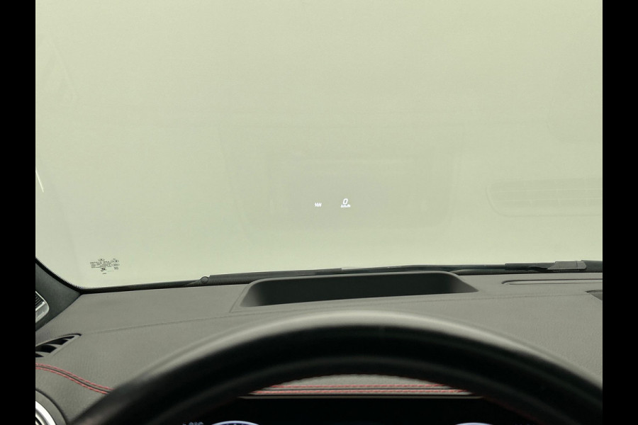 Mercedes-Benz EQA 250 Business Solution AMG | Pano/Dak | Adaptieve/Cruise | Rondomzicht/Camera | LED | Origineel NL