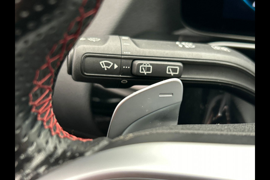 Mercedes-Benz EQA 250 Business Solution AMG | Pano/Dak | Adaptieve/Cruise | Rondomzicht/Camera | LED | Origineel NL