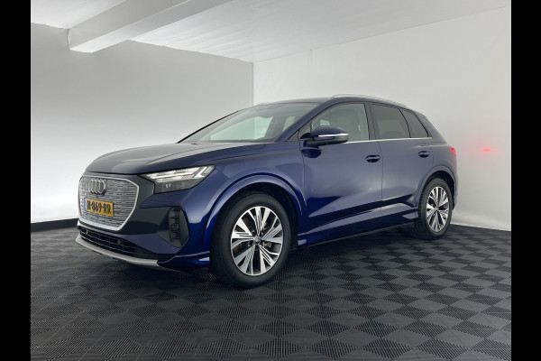 Audi Q4 e-tron 40 Advanced Edition 77 kWh [ 3-Fase-11kW ] {SOH-92%} (INCL-BTW) Aut.*HEATPUMP | NAVI-FULLMAP | MATRIX-LED | KEYLESS | AUDI-SOUND |  DIGI-COCKPIT | DAB | CARPLAY | HEATED-SPORTSEATS | PRIVACYGLASS | CRUISE | 19''ALU*