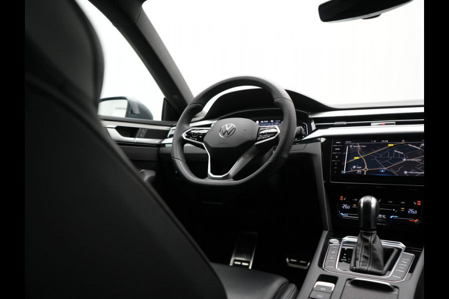 Volkswagen Arteon 1.4 TSI eHybrid R-Line Plug In Hybrid 218pk Dealer O.H. PHEV | Lederen Sportstoelen Memory & Massage | Adaptive Cruise | Camera | Matrix LED | Apple Caplay | Voorstoelen Verwarmd | Blis | Virtual | Navigatie | DAB |