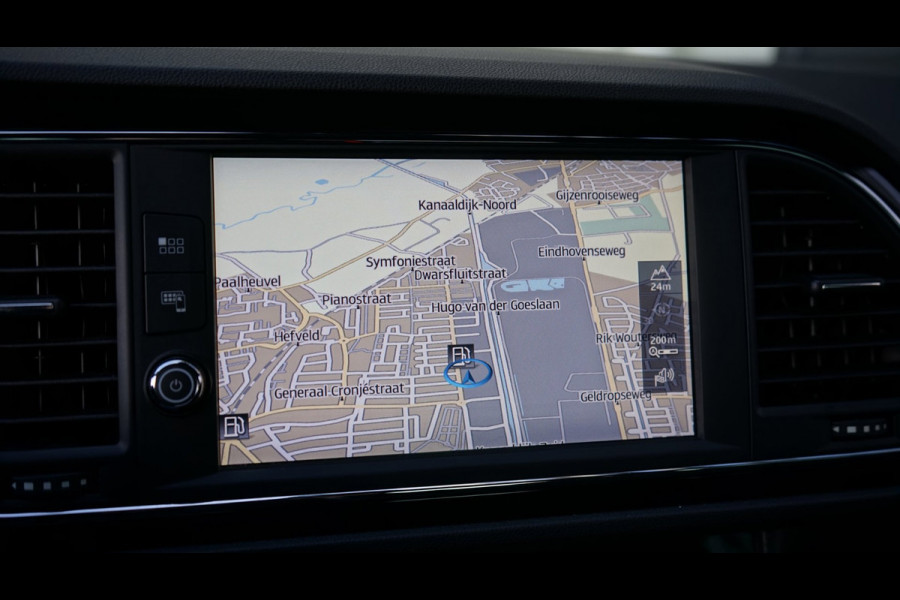 Seat Leon 1.5 TSI FR AMBIANCE-BEATS-CARPLAY-CLIMA-CRUISE-DAB-KEYLESS-MODE-NAVIGATIE