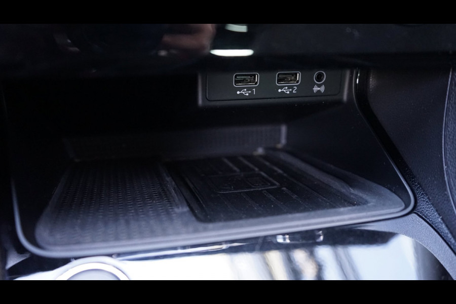 Seat Leon 1.5 TSI FR AMBIANCE-BEATS-CARPLAY-CLIMA-CRUISE-DAB-KEYLESS-MODE-NAVIGATIE