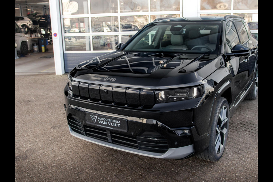 Jeep Compass First Edition 74 kWh | Adapt. Cruise | Camera | Carplay | 20" | Elektr. A-Klep | Navi | Winter Pack | Schuif/Kanteldak | Premium Pack | Conv. Pack | Warmtepomp | Nappa Leder