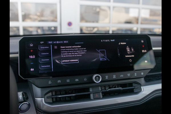 Jeep Compass First Edition 74 kWh | Adapt. Cruise | Camera | Carplay | 20" | Elektr. A-Klep | Navi | Winter Pack | Schuif/Kanteldak | Premium Pack | Conv. Pack | Warmtepomp | Nappa Leder