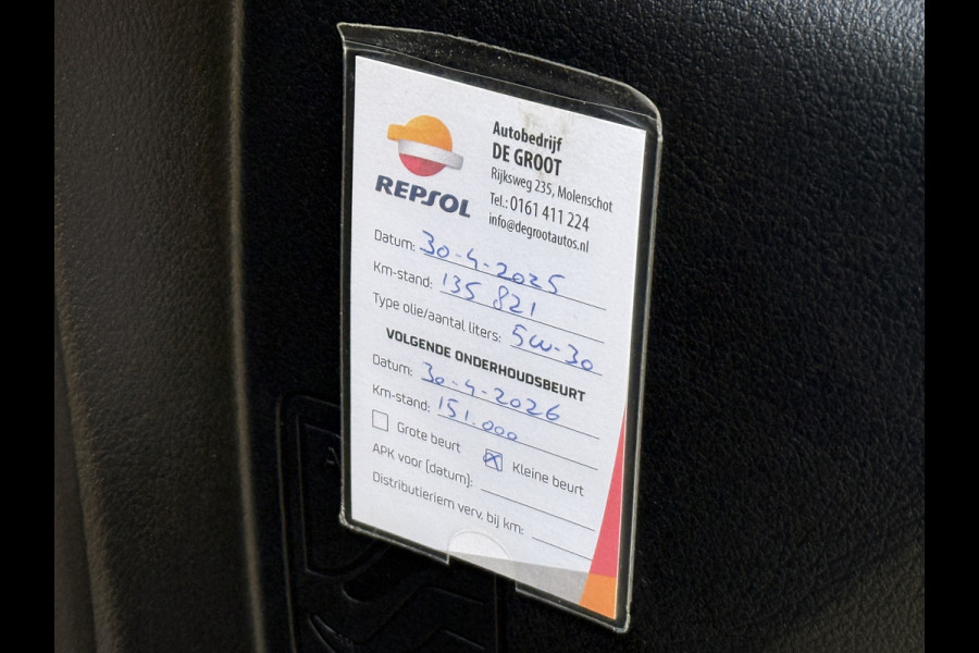 Mercedes-Benz A-Klasse 180 Business Solution AMG Night Upgrade | Panoramadak | Stoelverwarming