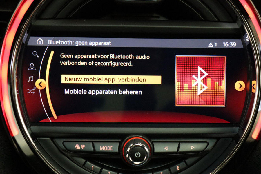 MINI Hatchback Cooper S Knightsbridge Edition Automaat 3 deurs / Panoramadak / Navigatiesysteem Plus / Leder / Harman Kardon / Stoelverwarming / LED / Head-Up Display / JCW Exterieur / 17 Inch / Extra Getint Glas / Parkeersensoren