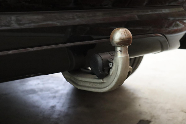 BMW X3 xDrive20i High Executive M Sport Pakket Automaat / Panoramadak / Trekhaak / Leder / Driving Assistant / Navigatie Professional / Head-Up Display / Stoelverwarming / Chrome Line / Hifi / Active Protection / Uitgebreide LED-koplampen / 20 Inch / Multifunctioneel Instrumentendisplay