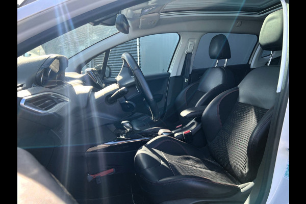 Peugeot 2008 BWJ 2018 | 1.2I 111PK GT-line | PANO DAK | TREKHAAK | LEDER/STOF SPORTSTOELEN | CAMERA A | CLIMA | NAVI |