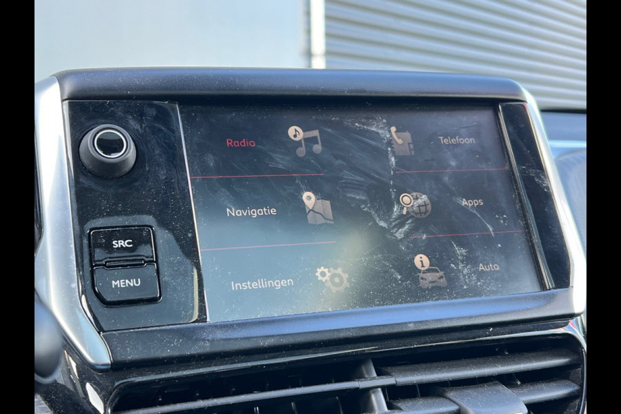 Peugeot 2008 BWJ 2018 | 1.2I 111PK GT-line | PANO DAK | TREKHAAK | LEDER/STOF SPORTSTOELEN | CAMERA A | CLIMA | NAVI |