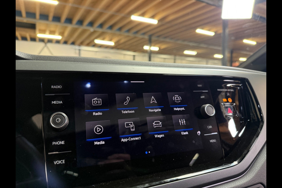 Volkswagen Polo 1.0 TSI R-Line |pano | camera | stoelverwarming |IQ.Light |