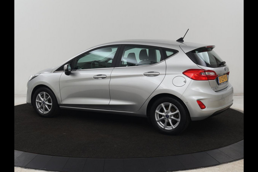 Ford Fiesta 1.0 EcoBoost Titanium | Automaat | 1e eigenaar | Stoelverwarming | Adaptive cruise | Camera | Carplay | Navigatie | Dodehoek detectie | Stuurverwarming | Full LED | Park Assist