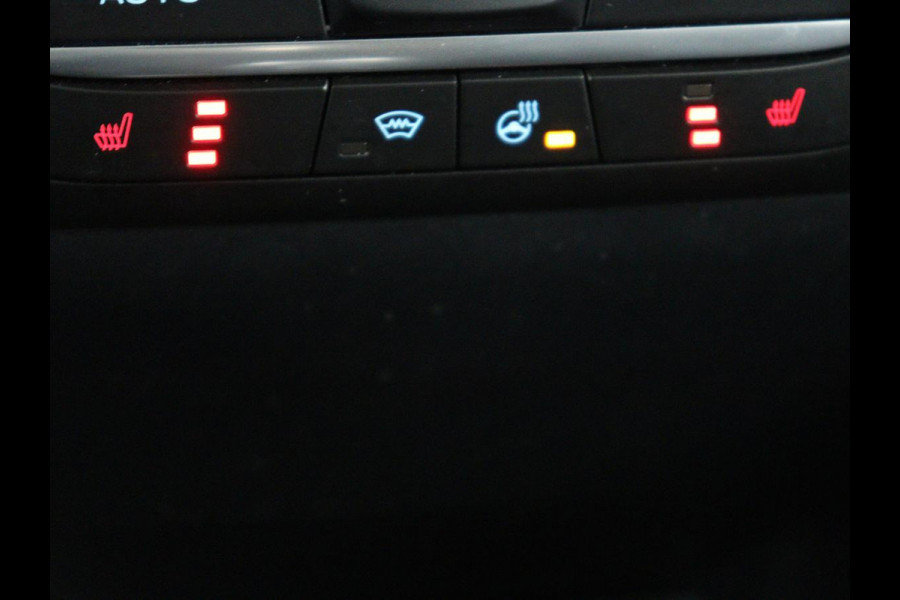 Ford Fiesta 1.0 EcoBoost Titanium | Automaat | 1e eigenaar | Stoelverwarming | Adaptive cruise | Camera | Carplay | Navigatie | Dodehoek detectie | Stuurverwarming | Full LED | Park Assist