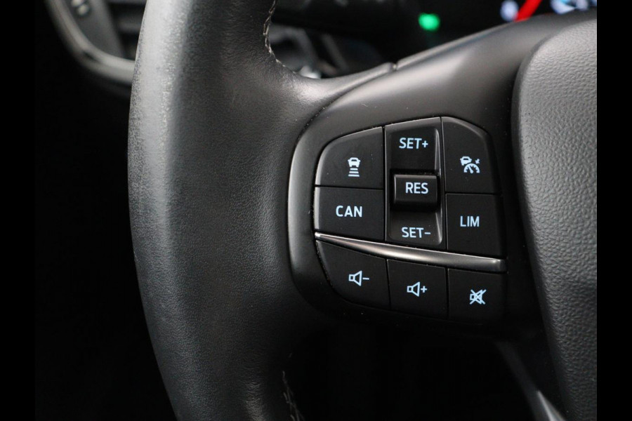 Ford Fiesta 1.0 EcoBoost Titanium | Automaat | 1e eigenaar | Stoelverwarming | Adaptive cruise | Camera | Carplay | Navigatie | Dodehoek detectie | Stuurverwarming | Full LED | Park Assist