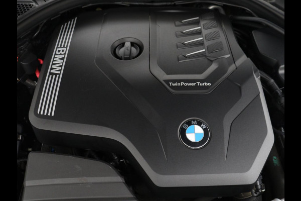 BMW 3-serie 320i Executive Edition | Panoramadak | Carplay | Navigatie | Live Cockpit | Full LED | Parkeerhulp | Cruise control | Climate control