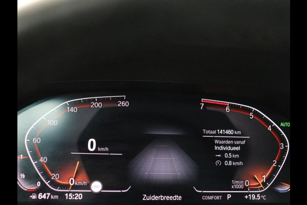 BMW 3-serie 320i Executive Edition | Panoramadak | Carplay | Navigatie | Live Cockpit | Full LED | Parkeerhulp | Cruise control | Climate control