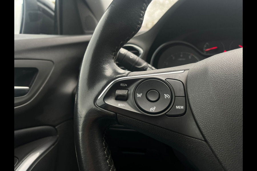 Opel Grandland X 1.2 Turbo Executive, Airco, CarPlay, Cruise, Lane Assist, Trekhaak, PDC, NAP