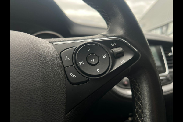 Opel Grandland X 1.2 Turbo Executive, Airco, CarPlay, Cruise, Lane Assist, Trekhaak, PDC, NAP