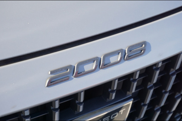 Peugeot 2008 131PK Allure AUTOM. | TREKHAAK | EL. CLIMATE | SENSOREN