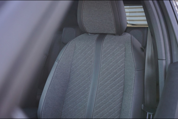 Peugeot 2008 131PK Allure AUTOM. | TREKHAAK | EL. CLIMATE | SENSOREN