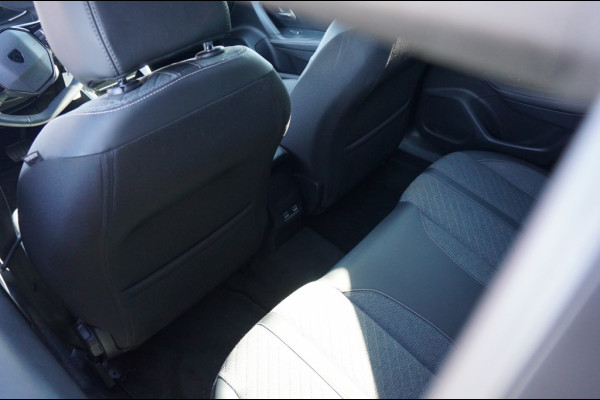 Peugeot 2008 131PK Allure AUTOM. | TREKHAAK | EL. CLIMATE | SENSOREN