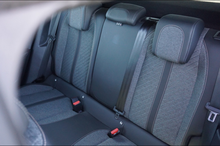 Peugeot 2008 131PK Allure AUTOM. | TREKHAAK | EL. CLIMATE | SENSOREN
