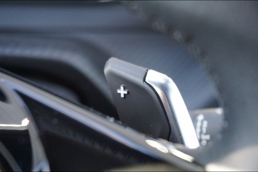 Peugeot 2008 131PK Allure AUTOM. | TREKHAAK | EL. CLIMATE | SENSOREN