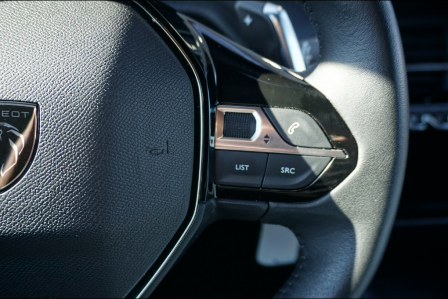 Peugeot 2008 131PK Allure AUTOM. | TREKHAAK | EL. CLIMATE | SENSOREN