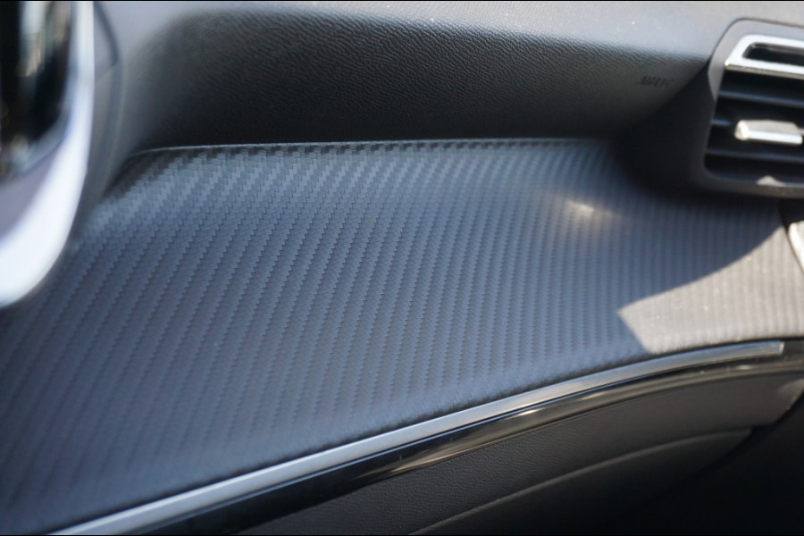 Peugeot 2008 131PK Allure AUTOM. | TREKHAAK | EL. CLIMATE | SENSOREN