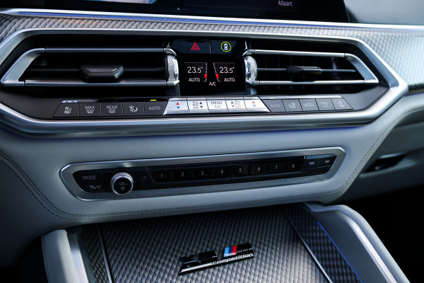 BMW X5 M Competition | VOL! | B&W | MASSAGE | HUD | SKYLOUNGE | STAGE 2 | 360 | REAR ENTERTAINMENT ELEK TREKHAAK | MEMORY | KEYLESS |