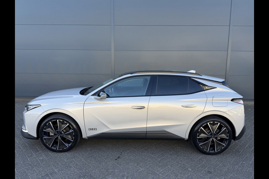 DS DS 4 225pk E-Tense La Première (Elektrisch Schuifdak - Focal Electra - NightVision - 20"- Elektrische klep - Leder incl verwarming/ko