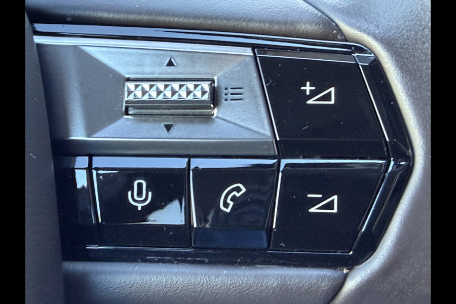 DS DS 4 225pk E-Tense La Première (Elektrisch Schuifdak - Focal Electra - NightVision - 20"- Elektrische klep - Leder incl verwarming/ko