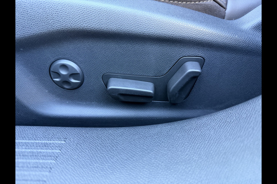 DS DS 4 225pk E-Tense La Première (Elektrisch Schuifdak - Focal Electra - NightVision - 20"- Elektrische klep - Leder incl verwarming/ko