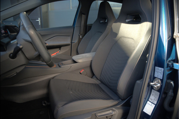 CUPRA Born Adrenaline One 62 kWh | Stuurverwarming | Stoelverwarming | Camera | Adaptive Cruise Control | Navigatie | Keyless | Parkeersensoren | LED | Apple Carplay | NAP |