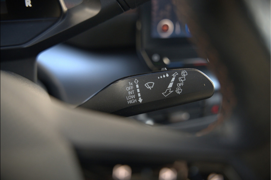 CUPRA Born Adrenaline One 62 kWh | Stuurverwarming | Stoelverwarming | Camera | Adaptive Cruise Control | Navigatie | Keyless | Parkeersensoren | LED | Apple Carplay | NAP |