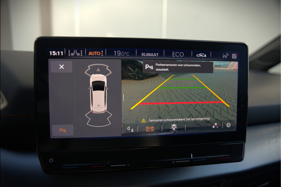 CUPRA Born Adrenaline One 62 kWh | Stuurverwarming | Stoelverwarming | Camera | Adaptive Cruise Control | Navigatie | Keyless | Parkeersensoren | LED | Apple Carplay | NAP |