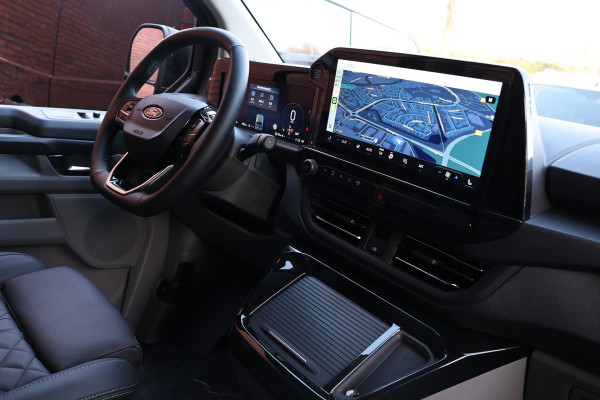 Ford Transit Custom 320 2.0 TDCI 170 PK L2H1 Limited DC | Dubbel Cabine | 360 Camera | Middenconsole | ACC | Blind Spot | Navigatie | Camera | CarPl Elek. Trekhaak | 5-Zitter | BPM VRIJ