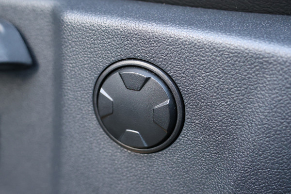 Ford Transit Custom 320 2.0 TDCI 170 PK L2H1 Limited DC | Dubbel Cabine | 360 Camera | Middenconsole | ACC | Blind Spot | Navigatie | Camera | CarPl Elek. Trekhaak | 5-Zitter | BPM VRIJ