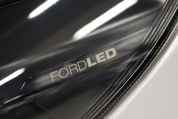 Ford Transit Custom 320 2.0 TDCI 170 PK L2H1 Limited DC | Dubbel Cabine | 360 Camera | Middenconsole | ACC | Blind Spot | Navigatie | Camera | CarPl Elek. Trekhaak | 5-Zitter | BPM VRIJ